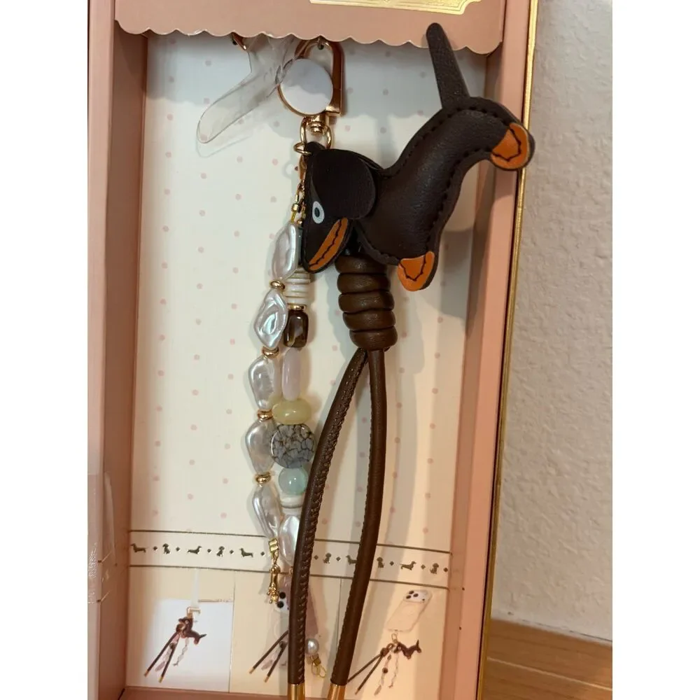 Artikl Dachshund Multi-Use Phone Charm Wristlet Strap NIB